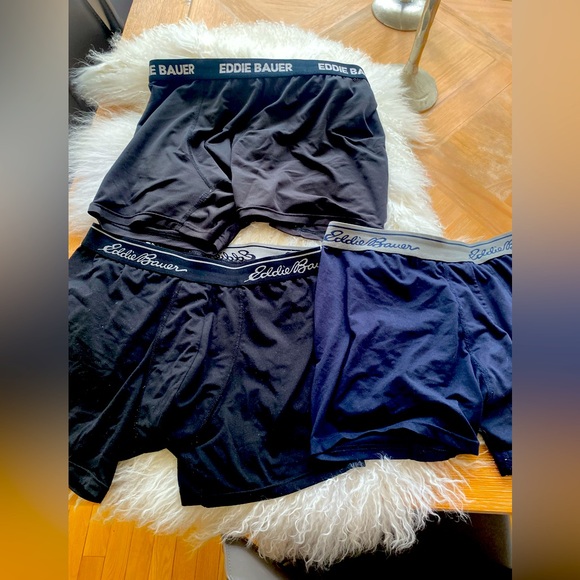 EUC 9/10 Eddie Bauer Men's Black Boxer Briefs - 3 Pack in Size Large!! - Picture 1 of 2